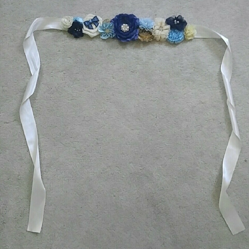 Fun flower sash